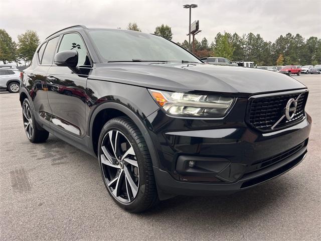 used 2020 Volvo XC40 car, priced at $26,925