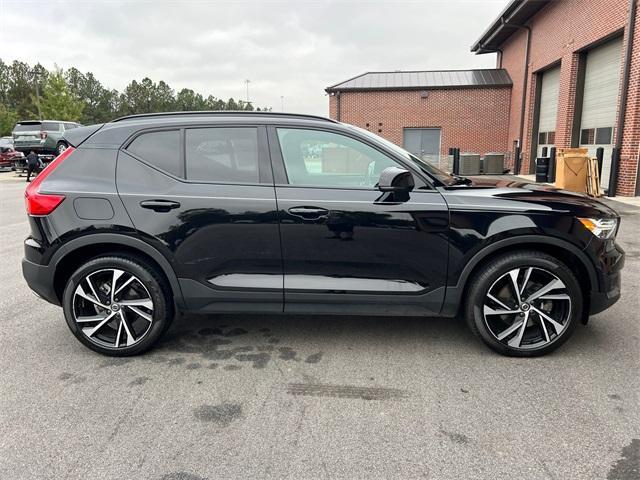 used 2020 Volvo XC40 car, priced at $26,925