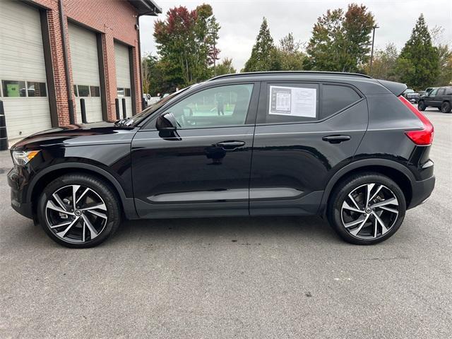 used 2020 Volvo XC40 car, priced at $26,925