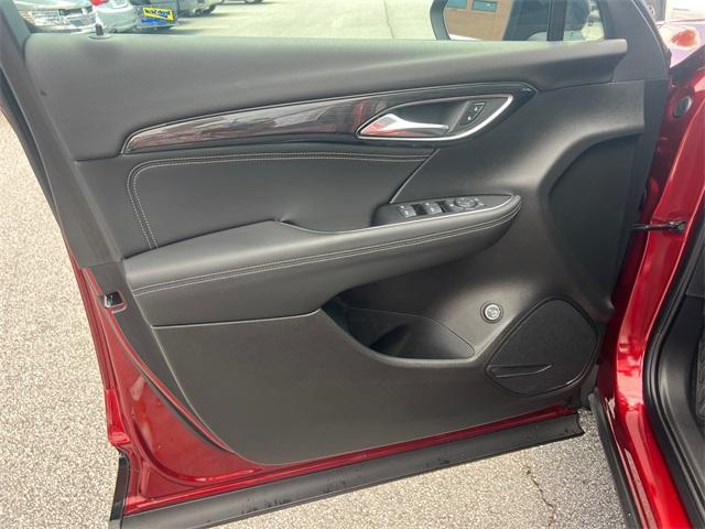 used 2023 Buick Envision car, priced at $29,098