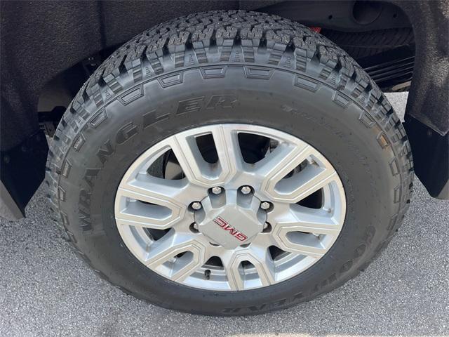 used 2024 GMC Sierra 2500 car, priced at $71,636