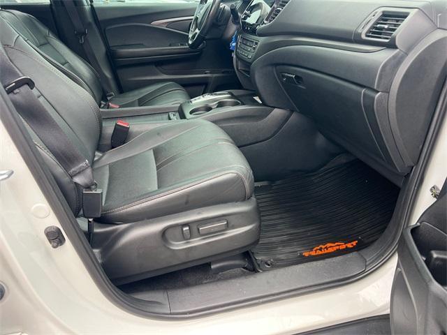 used 2022 Honda Pilot car, priced at $31,294