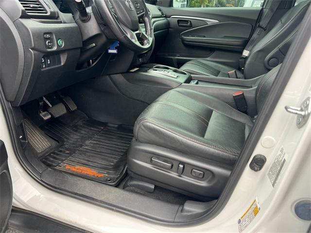used 2022 Honda Pilot car, priced at $31,294