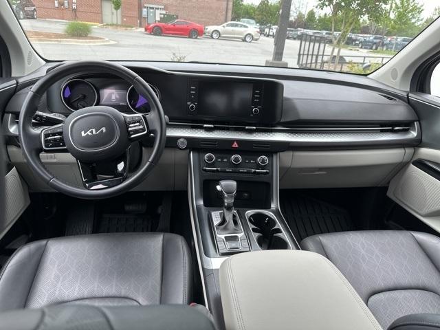 used 2024 Kia Carnival car, priced at $32,897