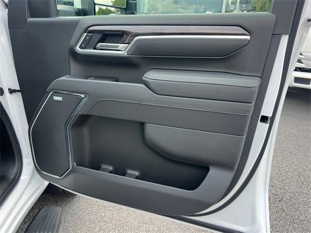 used 2025 Chevrolet Silverado 3500 car, priced at $75,995