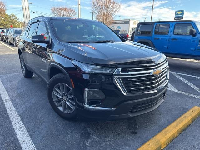 used 2023 Chevrolet Traverse car, priced at $32,049