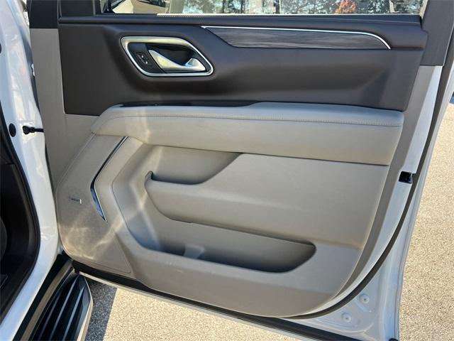 used 2021 GMC Yukon XL car, priced at $35,595