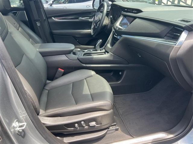 used 2023 Cadillac XT5 car, priced at $32,437