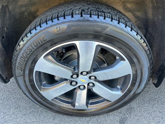 used 2021 Chevrolet Traverse car, priced at $23,504
