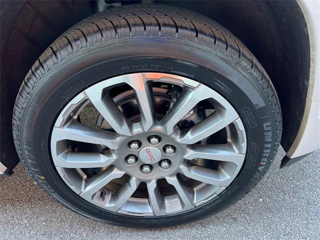 used 2021 GMC Acadia car, priced at $28,427