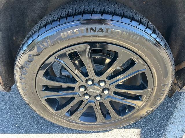 used 2023 GMC Acadia car, priced at $28,116