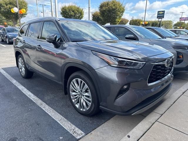 used 2024 Toyota Highlander car, priced at $48,840