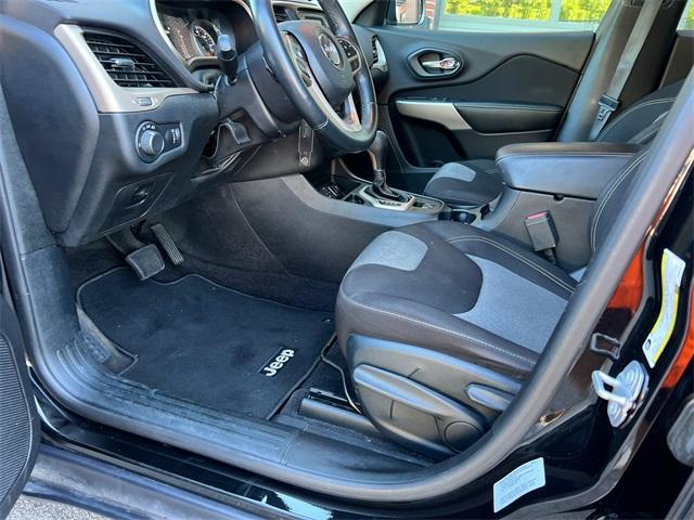 used 2017 Jeep Cherokee car, priced at $11,313