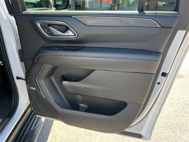 used 2021 GMC Yukon XL car, priced at $43,288
