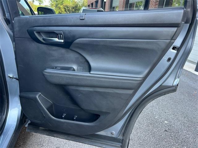 used 2023 Toyota Highlander car, priced at $33,378