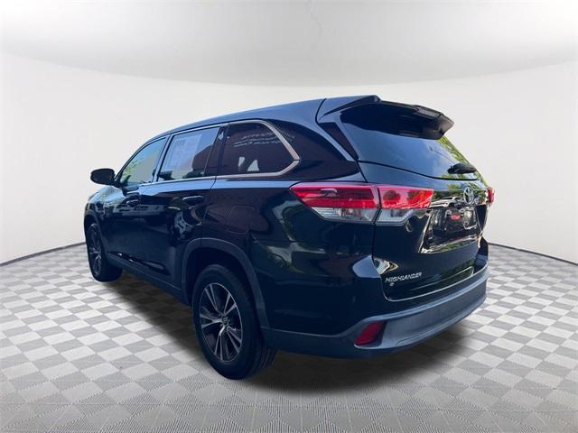used 2019 Toyota Highlander car, priced at $23,043