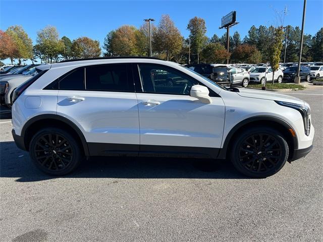 used 2022 Cadillac XT4 car, priced at $27,688