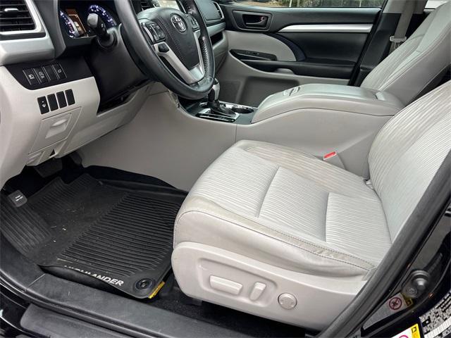 used 2018 Toyota Highlander car, priced at $18,722