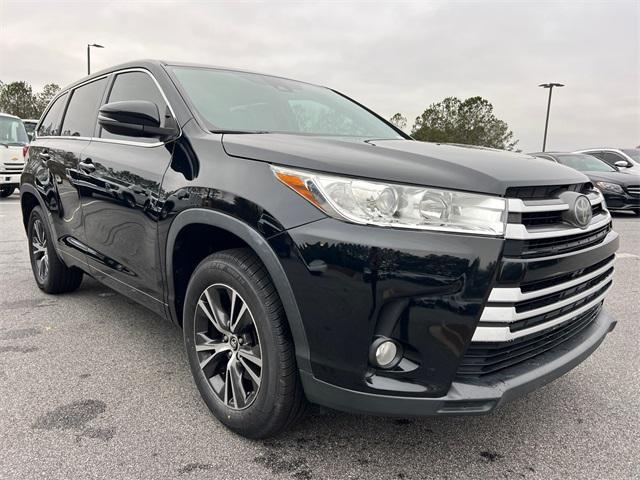 used 2018 Toyota Highlander car, priced at $18,722