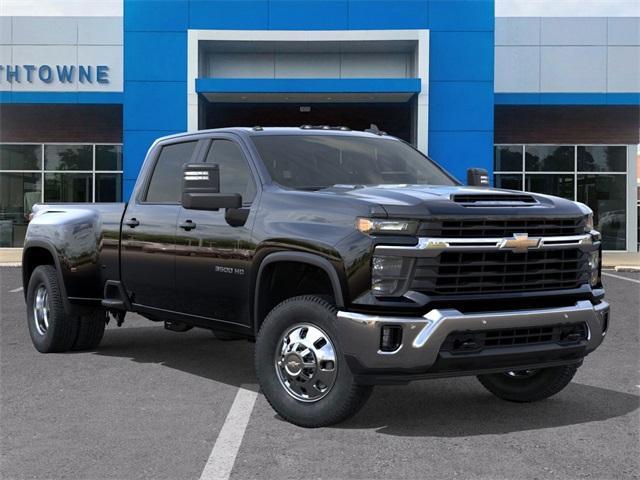 new 2025 Chevrolet Silverado 3500 car, priced at $69,430