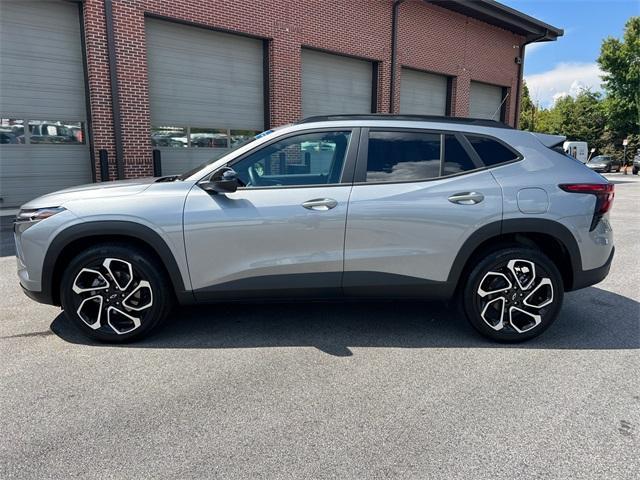 used 2024 Chevrolet Trax car, priced at $25,298