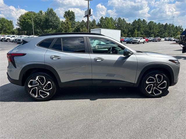 used 2024 Chevrolet Trax car, priced at $25,298