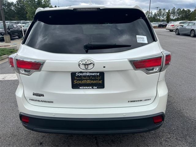 used 2015 Toyota Highlander car, priced at $17,995