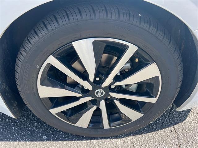 used 2022 Nissan Sentra car, priced at $18,098