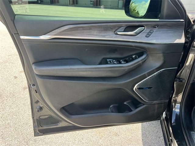 used 2022 Jeep Grand Cherokee L car, priced at $30,862