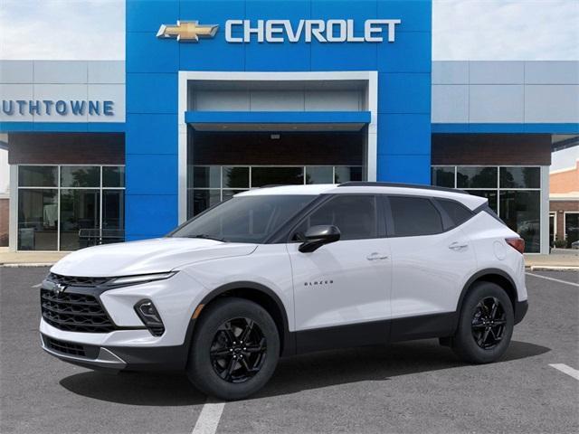 new 2025 Chevrolet Blazer car, priced at $33,655