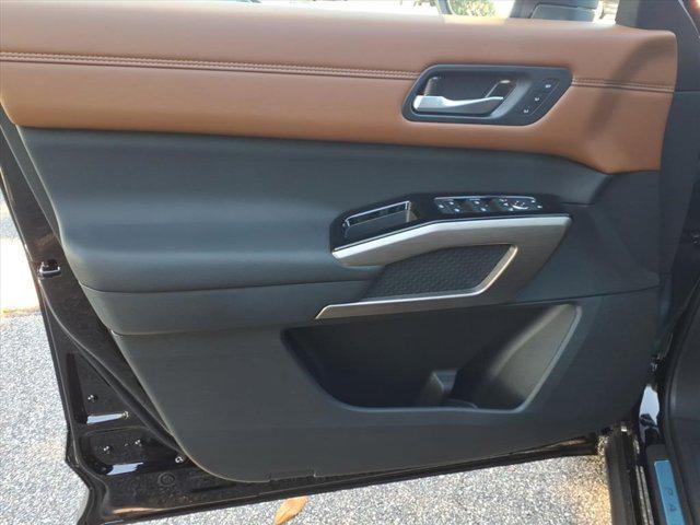 new 2025 Nissan Pathfinder car, priced at $42,754