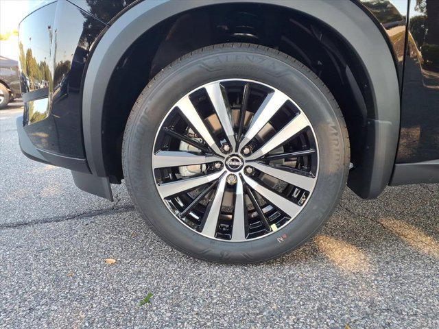 new 2025 Nissan Pathfinder car, priced at $42,754