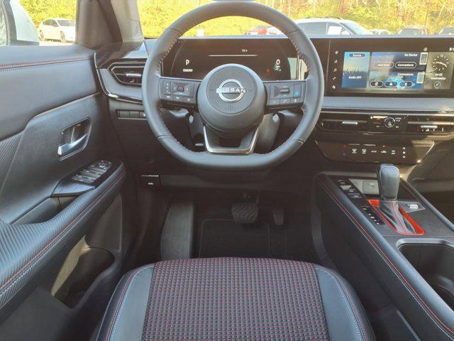 new 2025 Nissan Kicks car, priced at $27,825
