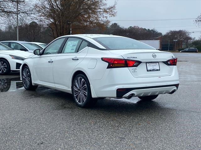 new 2025 Nissan Altima car, priced at $33,087