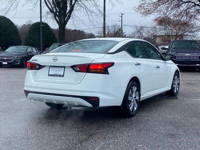 new 2025 Nissan Altima car, priced at $25,678