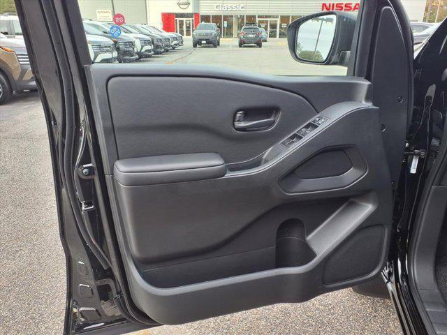 new 2026 Nissan Frontier car, priced at $35,684
