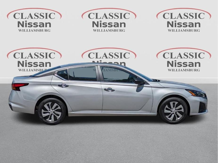 new 2024 Nissan Altima car, priced at $24,917