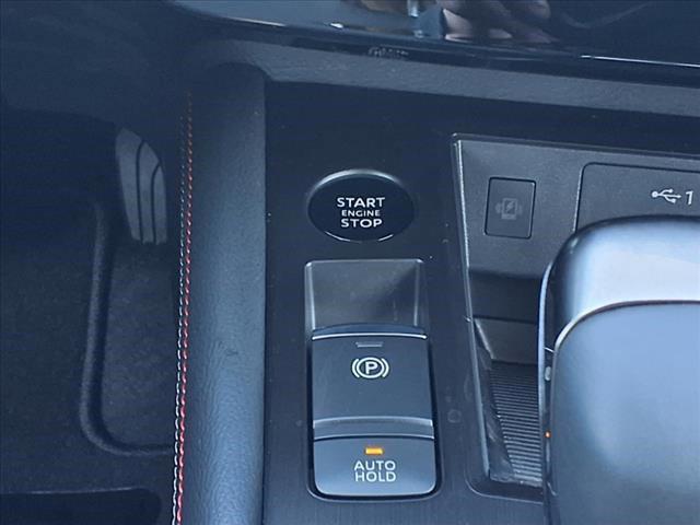 new 2025 Nissan Kicks car, priced at $27,058