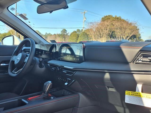 new 2025 Nissan Kicks car, priced at $27,058