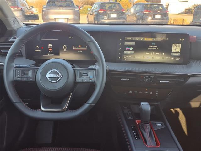 new 2025 Nissan Kicks car, priced at $27,058
