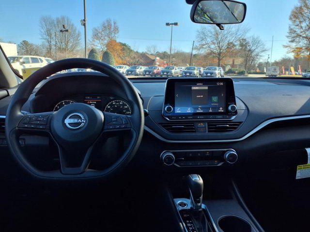 new 2025 Nissan Altima car, priced at $26,708