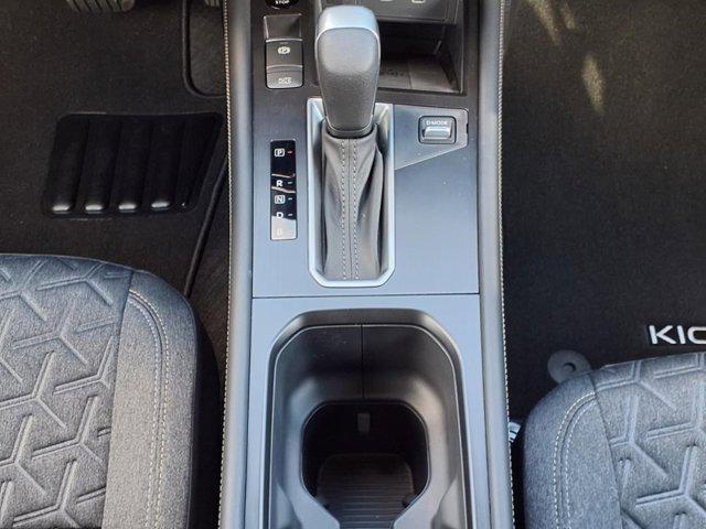 new 2025 Nissan Kicks car, priced at $28,584