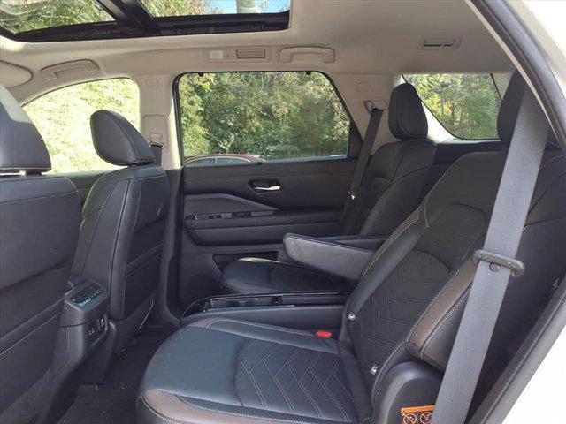 used 2022 Nissan Pathfinder car, priced at $31,700