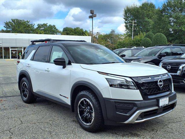 new 2025 Nissan Pathfinder car, priced at $44,092