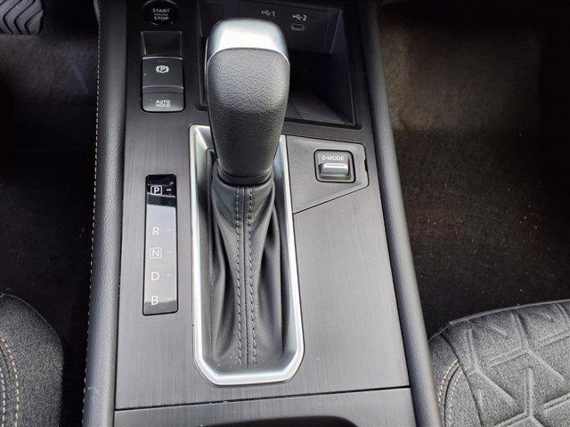 new 2025 Nissan Kicks car, priced at $29,699