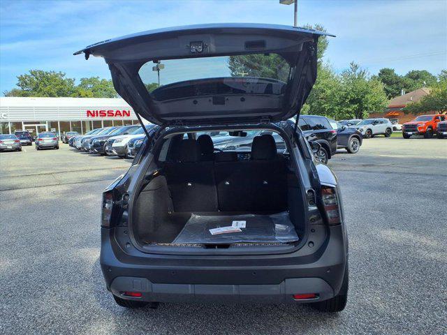 new 2025 Nissan Kicks car, priced at $29,699