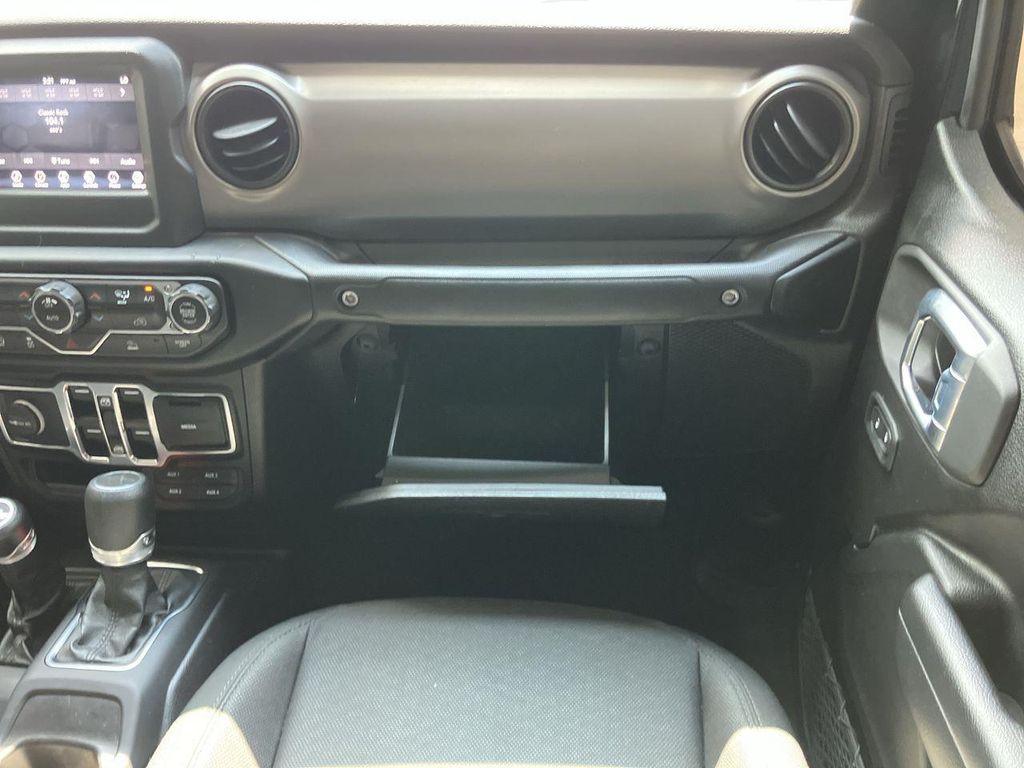 used 2021 Jeep Gladiator car, priced at $36,902