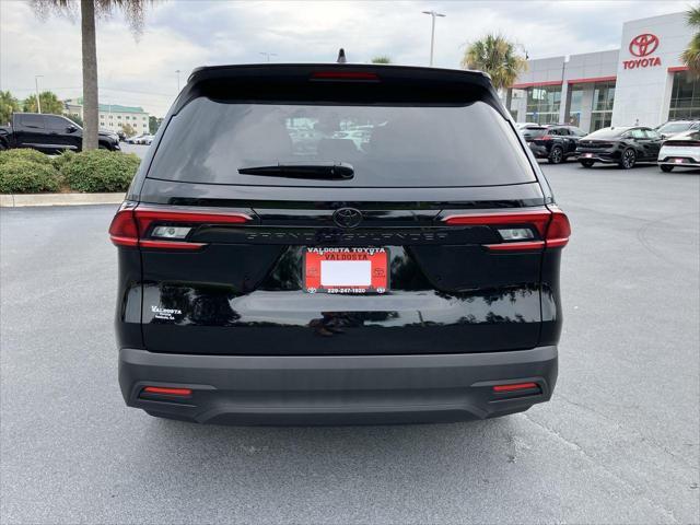 new 2025 Toyota Highlander car, priced at $45,505
