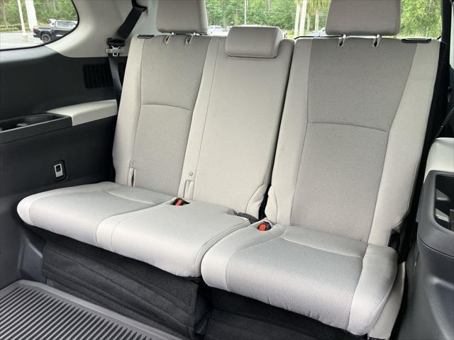 new 2025 Toyota Highlander car, priced at $45,505
