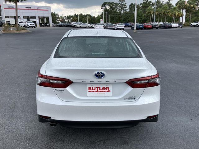 used 2022 Toyota Camry Hybrid car, priced at $28,901